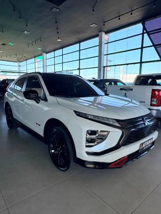 MITSUBISHI ECLIPSE CROSS 1.5 MIVEC TURBO GASOLINA HPE BLACK CVT MITSUBISHI ECLIPSE CROSS 1.5 MIVEC TURBO GASOLINA HPE BLACK CVT